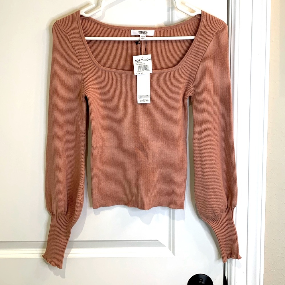 BB Dakota Steve Madden Spring Rose Fine Knit Fitted Sweater Size Extra Small NWT